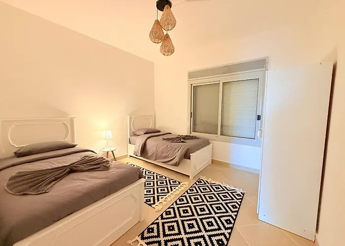 Lux 3brs Steps From Pool * Ajn-Szuhna